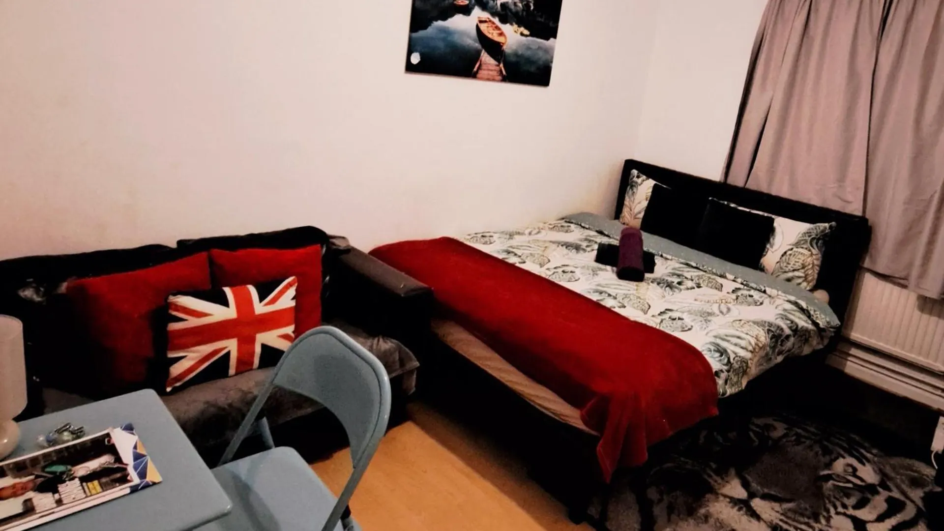 Merciful King Room, In Zone 2-3 Londres